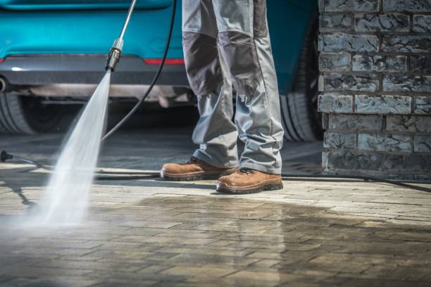Best Spring Cleaning  in Floresville, TX